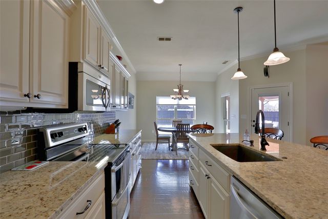 174 Bear Creek Drive, Tuscola, TX 79562