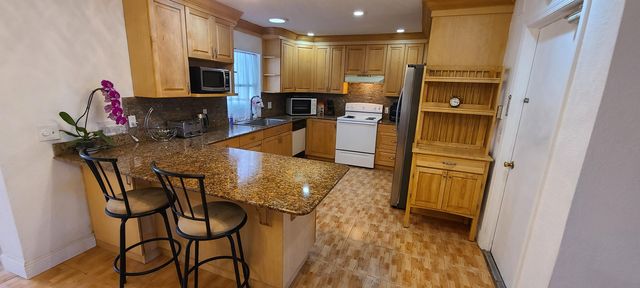 3374 NW 64th Street, Fort Lauderdale, FL 33309