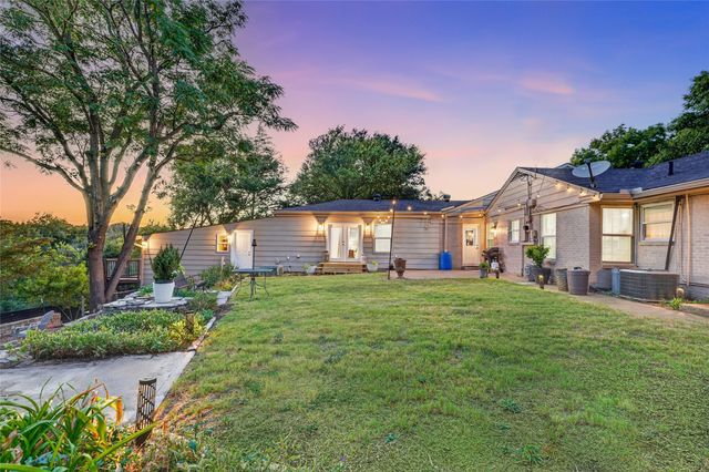 4316 Norwich Drive, Fort Worth, TX 76109