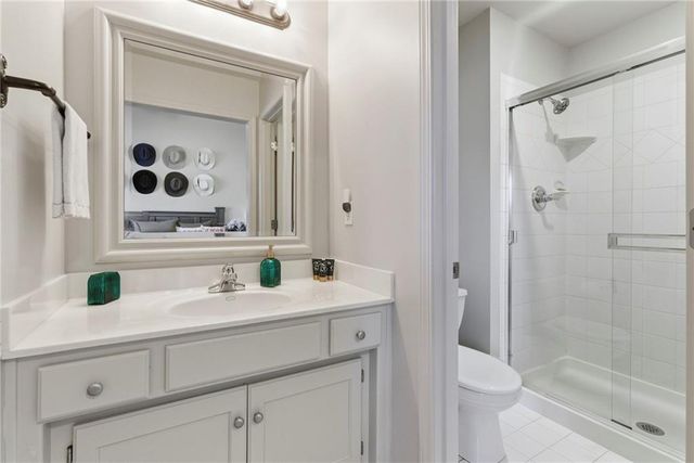 6103 Mashie Court, Parkville, MO 64152