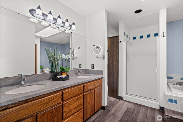 200 NE Riverhill Drive, Belfair, WA 98528