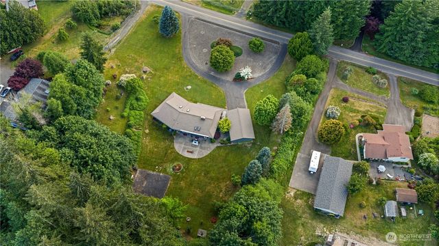 200 NE Riverhill Drive, Belfair, WA 98528