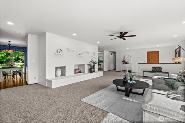 200 NE Riverhill Drive, Belfair, WA 98528