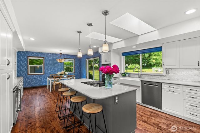 200 NE Riverhill Drive, Belfair, WA 98528