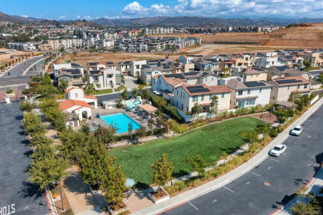 619 Townsend Way, San Marcos, CA 92078