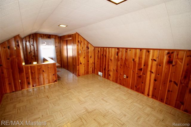 13522 Rosedale Street, Southgate, MI 48195