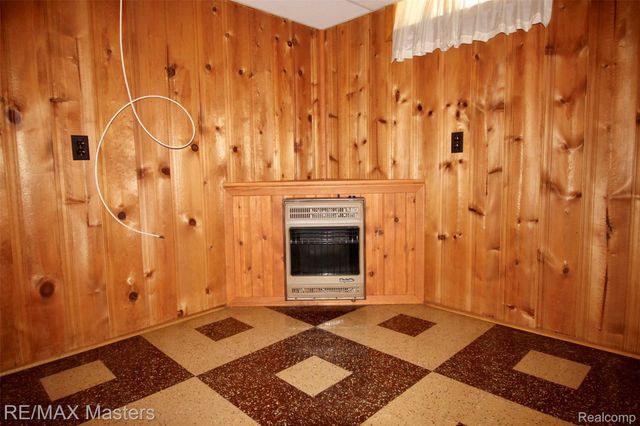 13522 Rosedale Street, Southgate, MI 48195