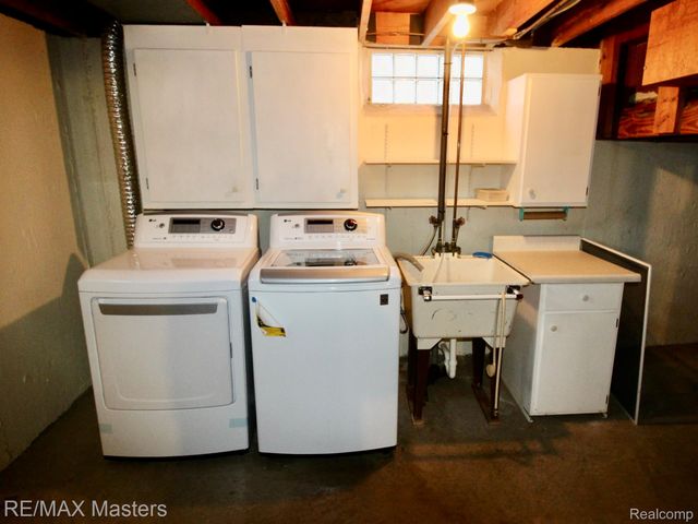 13522 Rosedale Street, Southgate, MI 48195