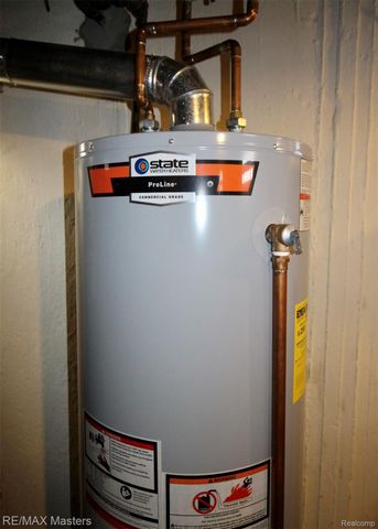 13522 Rosedale Street, Southgate, MI 48195