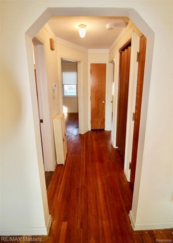 13522 Rosedale Street, Southgate, MI 48195