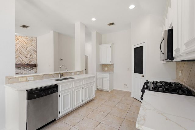 28207 Everett Knolls Drive, Katy, TX 77494