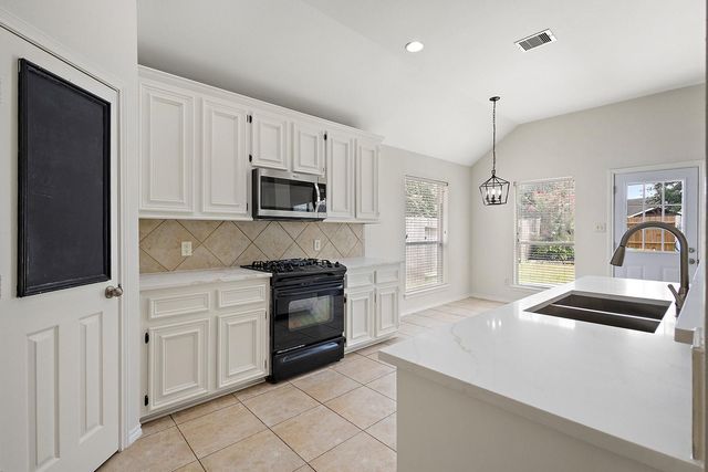 28207 Everett Knolls Drive, Katy, TX 77494