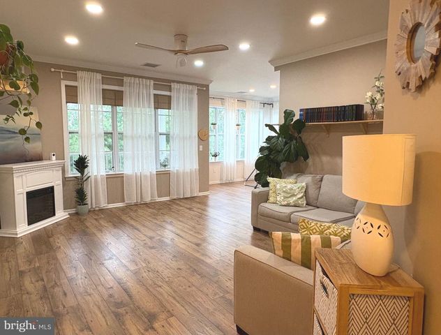 138 TIMBERLAKE DR, Ewing, NJ 08618