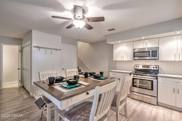 3656 Jackson St Apt 10, Port Orange, FL 32129