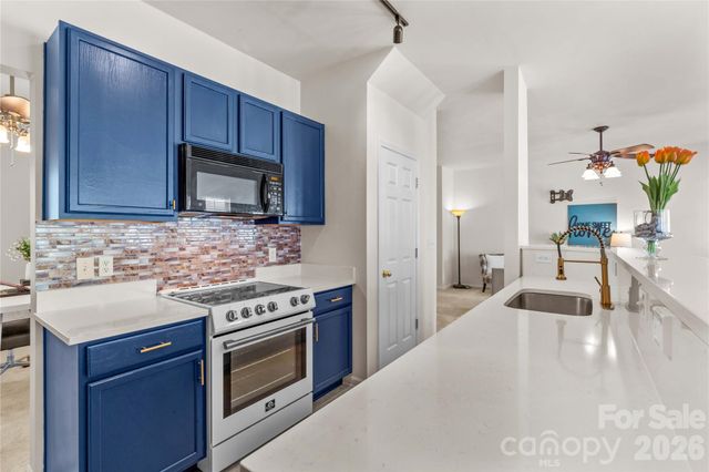 11148 Heritage Green Drive, Cornelius, NC 28031