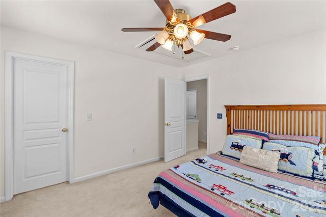 11148 Heritage Green Drive, Cornelius, NC 28031