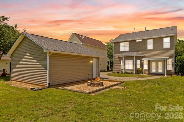 11148 Heritage Green Drive, Cornelius, NC 28031