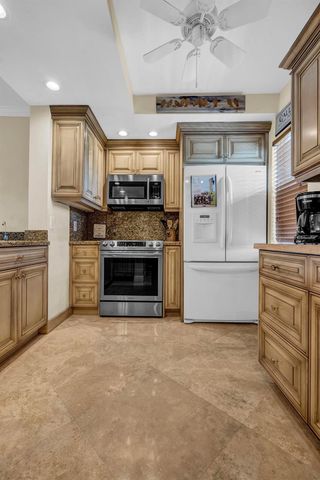 3050 NE 48th Court 305, Lighthouse Point, FL 33064