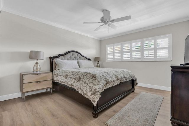 3050 NE 48th Court 305, Lighthouse Point, FL 33064