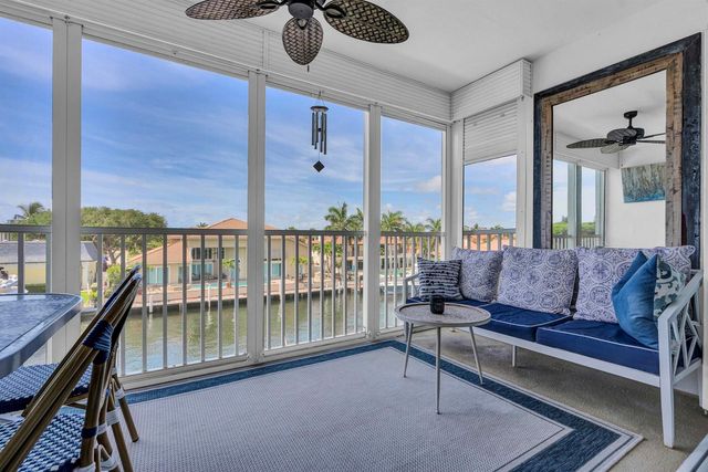 3050 NE 48th Court 305, Lighthouse Point, FL 33064