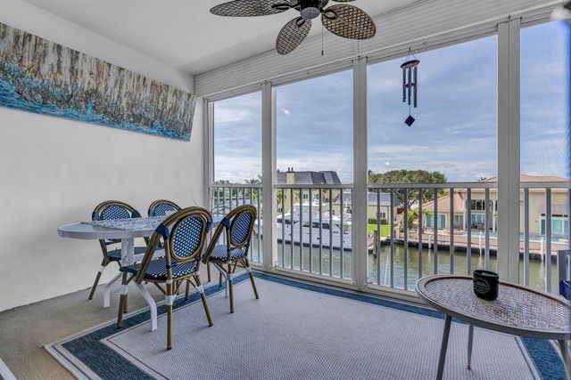 3050 NE 48th Court 305, Lighthouse Point, FL 33064