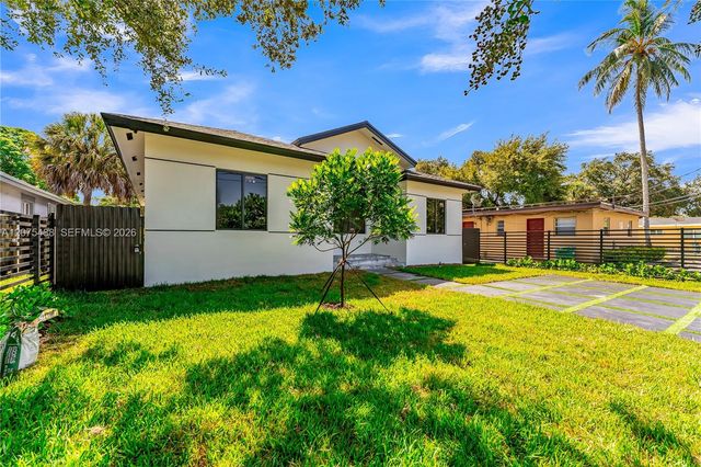 512 NW 23rd Avenue, Fort Lauderdale, FL 33311