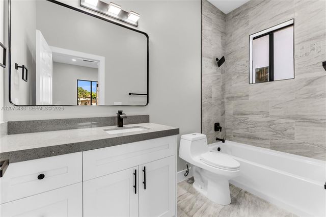512 NW 23rd Avenue, Fort Lauderdale, FL 33311