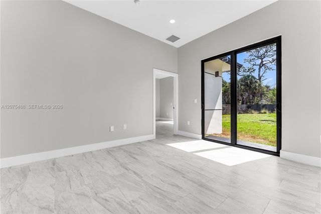 512 NW 23rd Avenue, Fort Lauderdale, FL 33311