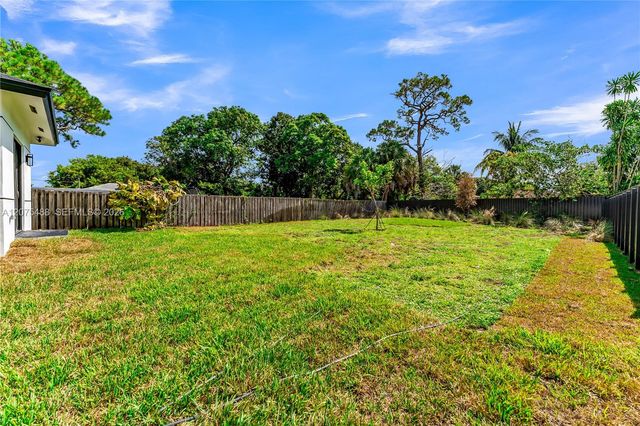 512 NW 23rd Avenue, Fort Lauderdale, FL 33311