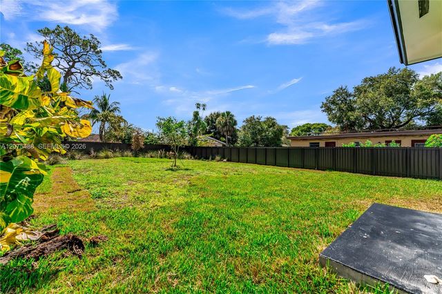 512 NW 23rd Avenue, Fort Lauderdale, FL 33311