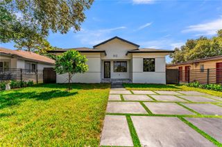 512 NW 23rd Avenue, Fort Lauderdale, FL 33311