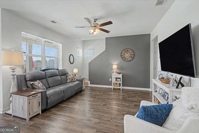 118 Gaston Court, Hoschton, GA 30548