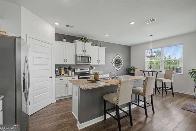 118 Gaston Court, Hoschton, GA 30548