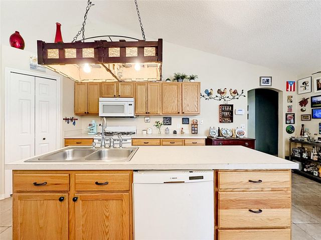 7400 LAKE MARNI COURT, Mount Dora, FL 32757