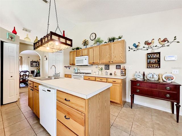 7400 LAKE MARNI COURT, Mount Dora, FL 32757