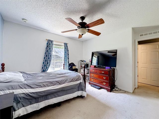 7400 LAKE MARNI COURT, Mount Dora, FL 32757