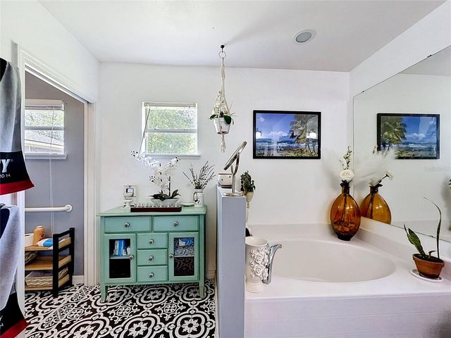 7400 LAKE MARNI COURT, Mount Dora, FL 32757