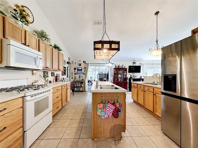7400 LAKE MARNI COURT, Mount Dora, FL 32757