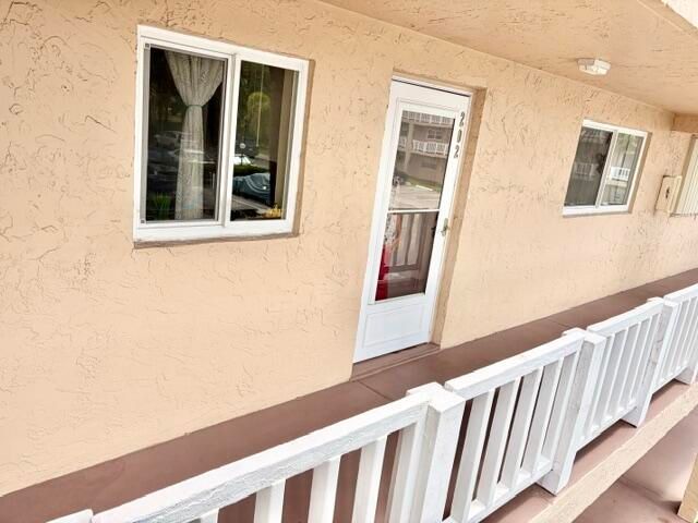 608 SW Natura Boulevard Apt 202, Deerfield Beach, FL 33441