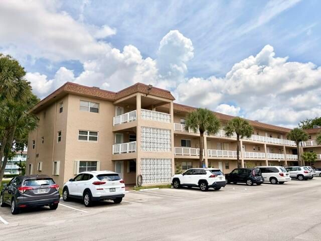 608 SW Natura Boulevard Apt 202, Deerfield Beach, FL 33441