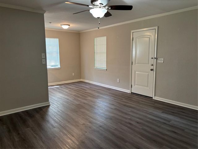 410 Shirlington Road, Conroe, TX 77316