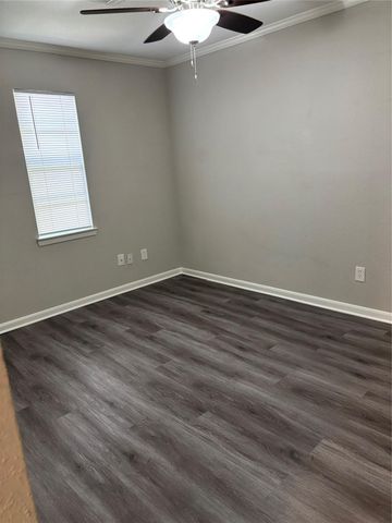 410 Shirlington Road, Conroe, TX 77316