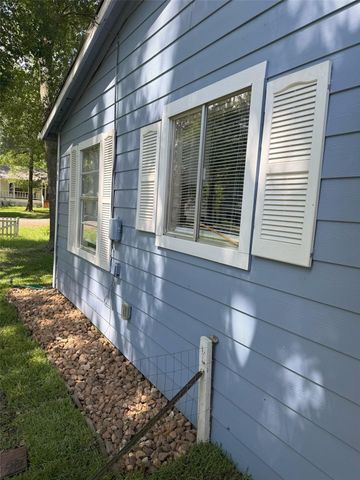 410 Shirlington Road, Conroe, TX 77316