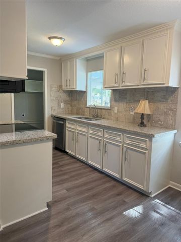 410 Shirlington Road, Conroe, TX 77316