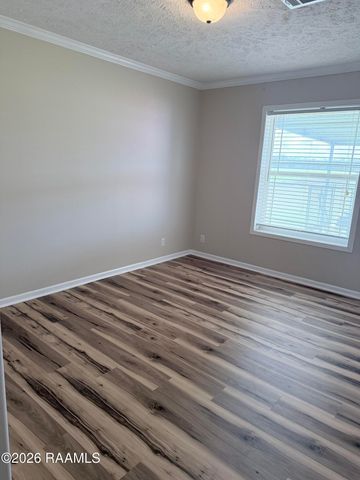 1231 Camp Bon Temps Road, Breaux Bridge, LA 70517