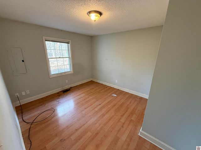 6015 Oakhaven Drive, Paducah, KY 42003