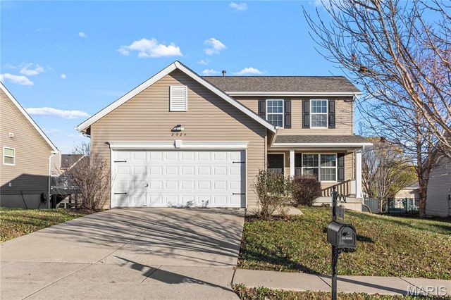 2024 Briarridge Drive, Lake St Louis, MO 63367