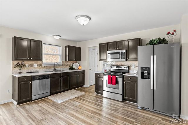 2024 Briarridge Drive, Lake St Louis, MO 63367