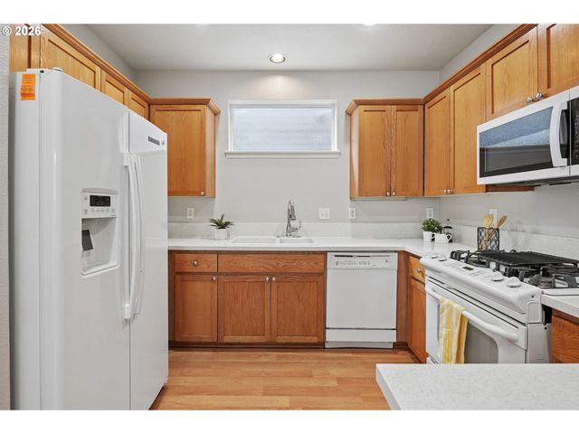 1164 Se TAMANGO St, Hillsboro, OR 97123