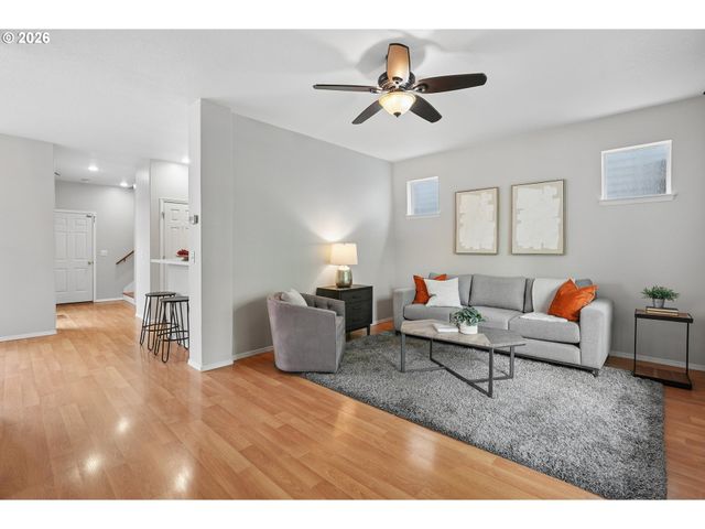 1164 Se TAMANGO St, Hillsboro, OR 97123